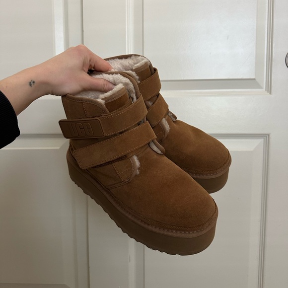 UGG Neumel Platform Double Strap Boots Soft US Womens Size 9 Tan Sold out! - Picture 4 of 13